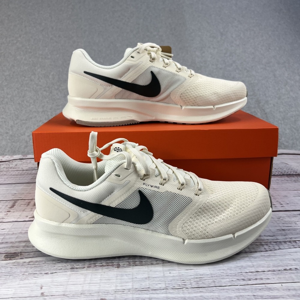 Nike Run Swift 3 Running Shoes Mens Size 9 Pale Ivory Black Spruce Flywire NWB